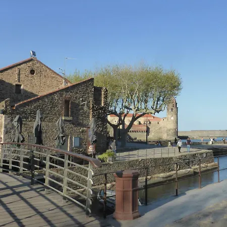 3cpf29 Avec Jardinet Et Parking, Proche Centre-ville *